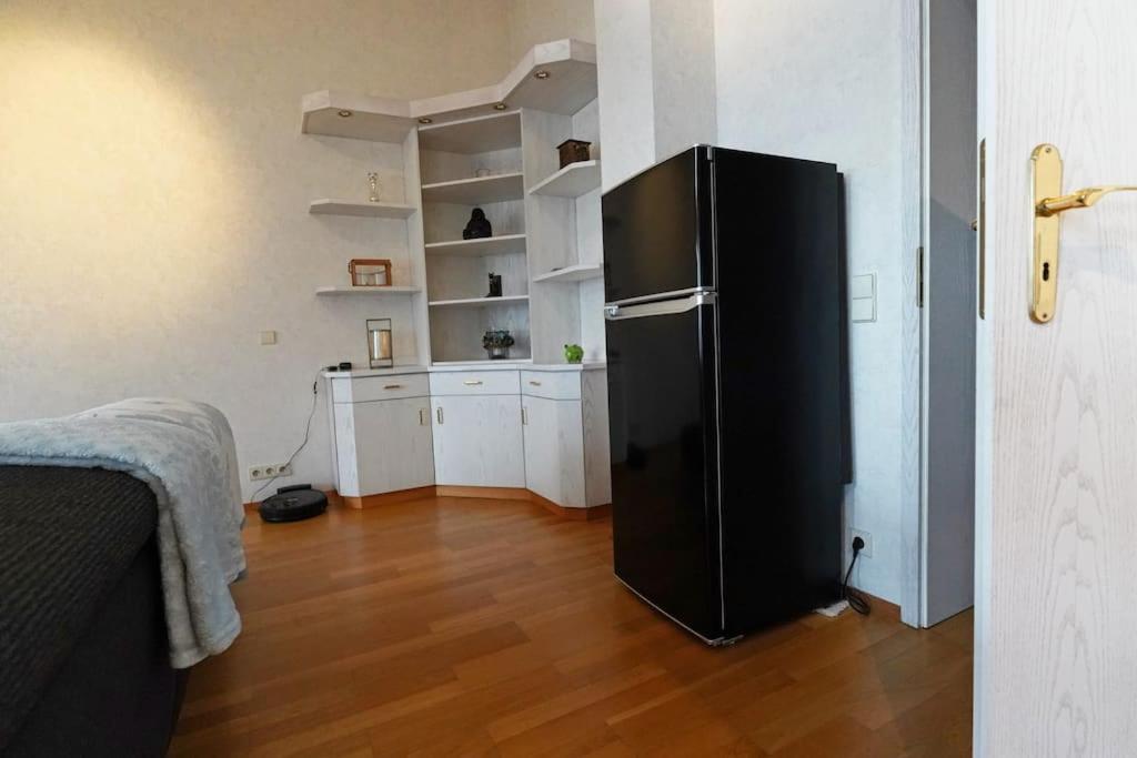 Grosse, Helle Wohnung Fuer Bis Zu 6 Personen Weinheim Exteriér fotografie