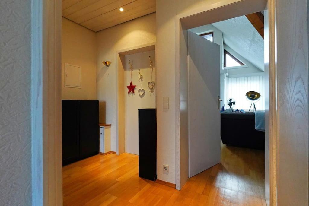 Grosse, Helle Wohnung Fuer Bis Zu 6 Personen Weinheim Exteriér fotografie